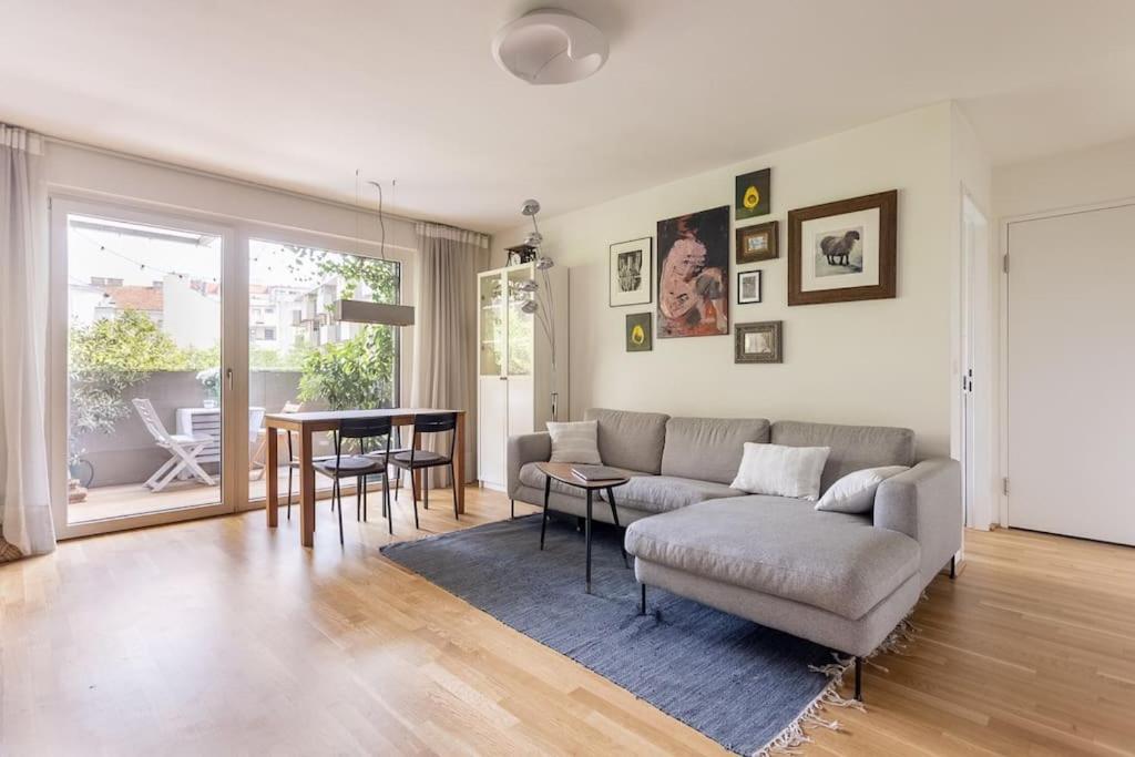 Dream Apartment - Central And Quiet With Ac And Free Parking Garage Wenen Buitenkant foto