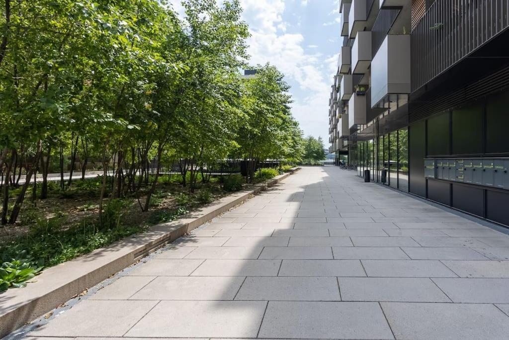 Dream Apartment - Central And Quiet With Ac And Free Parking Garage Wenen Buitenkant foto