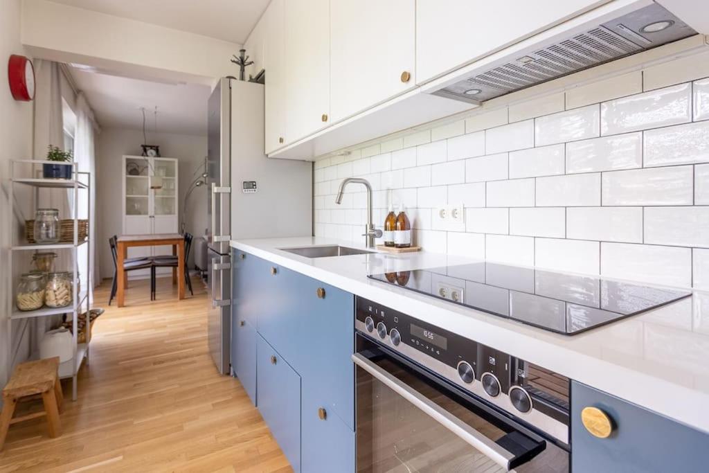 Dream Apartment - Central And Quiet With Ac And Free Parking Garage Wenen Buitenkant foto